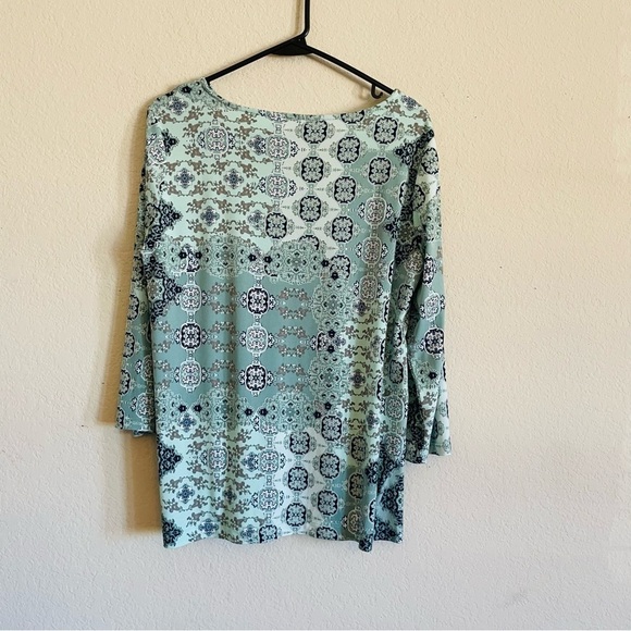 Susan Graver Women's Patterned mint green top size M spring feminine gma core - Picture 7 of 7